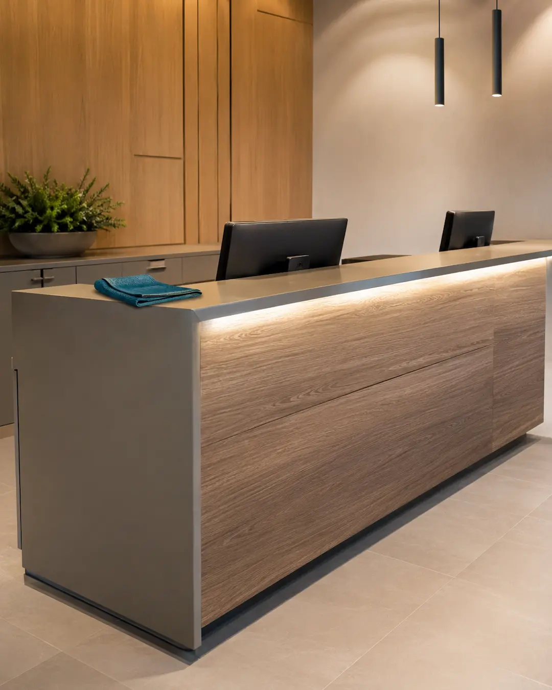 Mostrador comercial con tablero melamínico