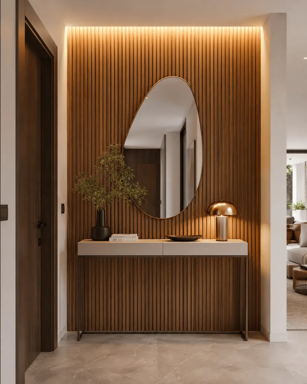 Espejo de diseño en recibidor con pared de madera